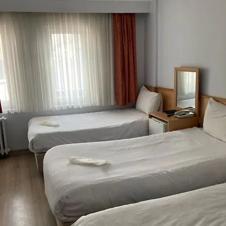 Hotell Ay 3*