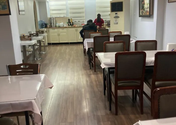 月亮酒店